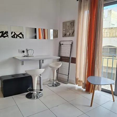 Jends 7 Gzira